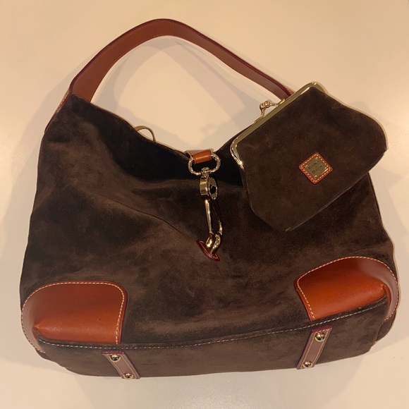 Dooney & Bourke brown suede & chestnut leather shoulder bag w/ wallet & key fob - Picture 2 of 16